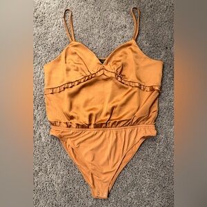 ✂️(4/$15) Forever 21 Bodysuit